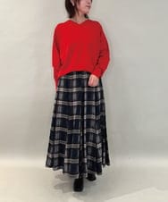 ZMFAE33079 al'aise modulation(アレーズモジュレーション) 【洗える】ミニマルVネックニットプルオーバー レッド