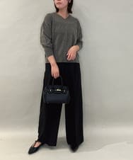 ZMFAE33079 al'aise modulation(アレーズモジュレーション) 【洗える】ミニマルVネックニットプルオーバー ベージュ