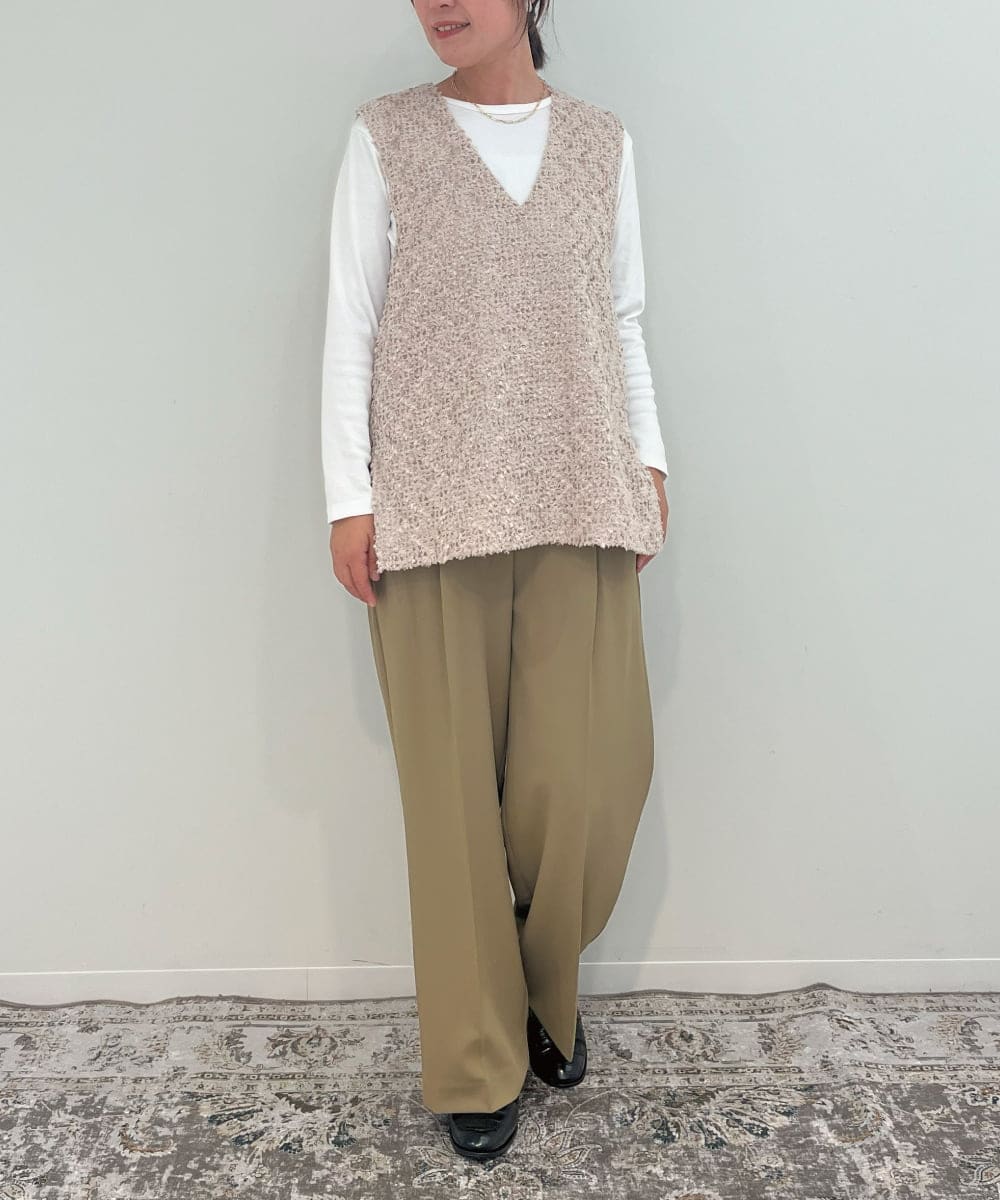 ZMFAE42140 al'aise modulation(アレーズモジュレーション) テープヤーンVネックベスト アイボリー