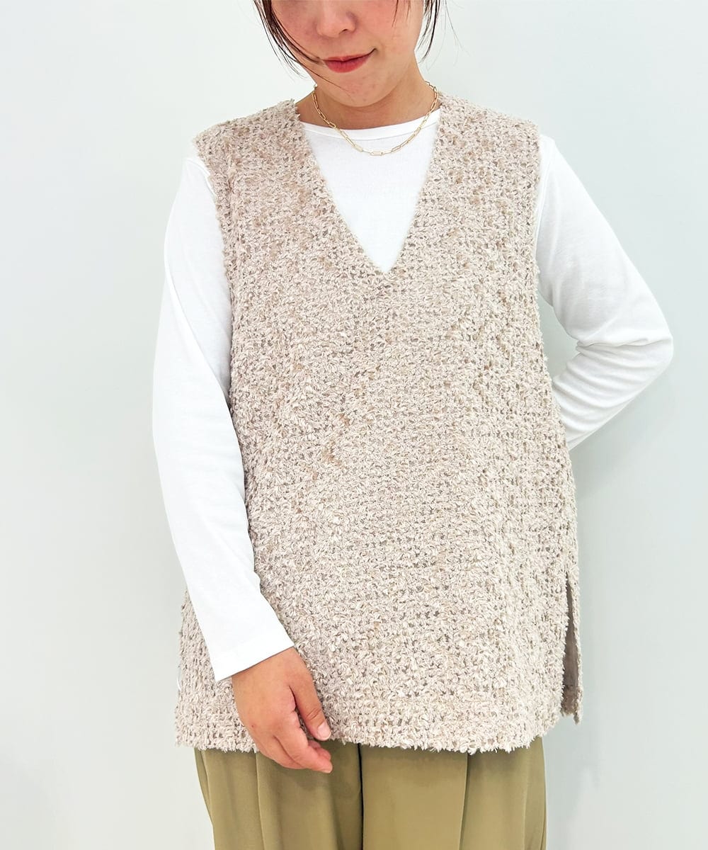 ZMFAE42140 al'aise modulation(アレーズモジュレーション) テープヤーンVネックベスト アイボリー