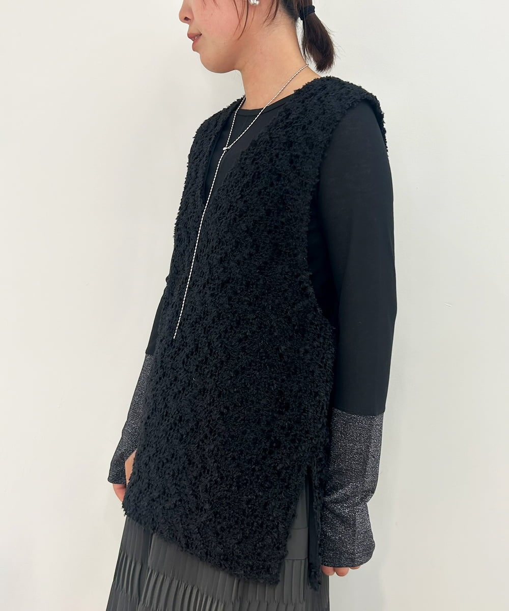 ZMFAE42140 al'aise modulation(アレーズモジュレーション) テープヤーンVネックベスト ブラック