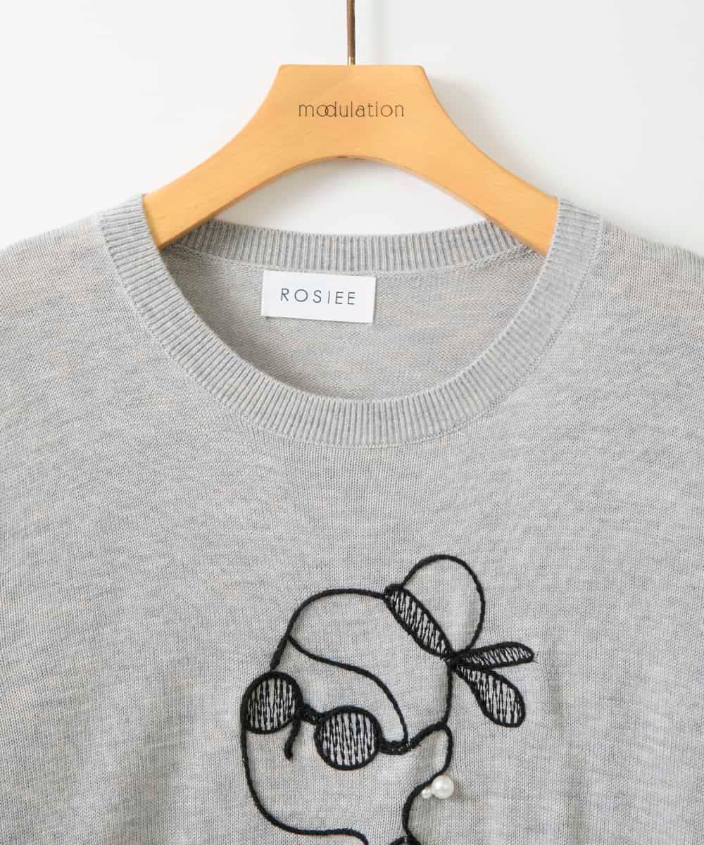 ZMFAE50120 al'aise modulation(アレーズモジュレーション) 【洗える】ビジュー刺繍デザインニットプルオーバー ライトグレー
