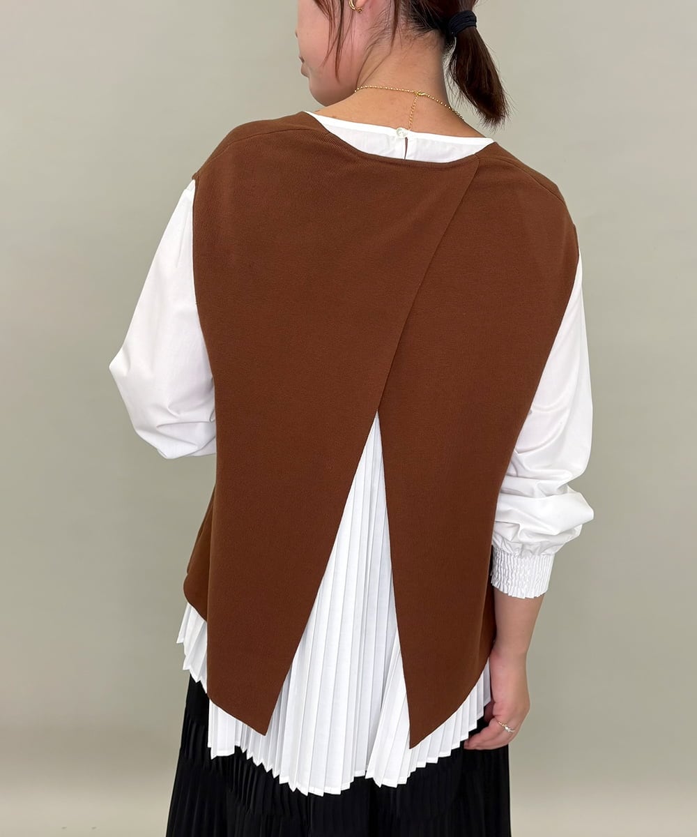 ZMFAE54150 al'aise modulation(アレーズモジュレーション) 【セットアイテム/洗える】プリーツブラウス×バッククロスニットベスト ブラウン