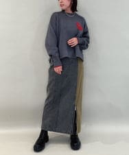 ZMFAE55099 al'aise modulation(アレーズモジュレーション) ロゴアクセントデザインニットプルオーバー ダークグレー