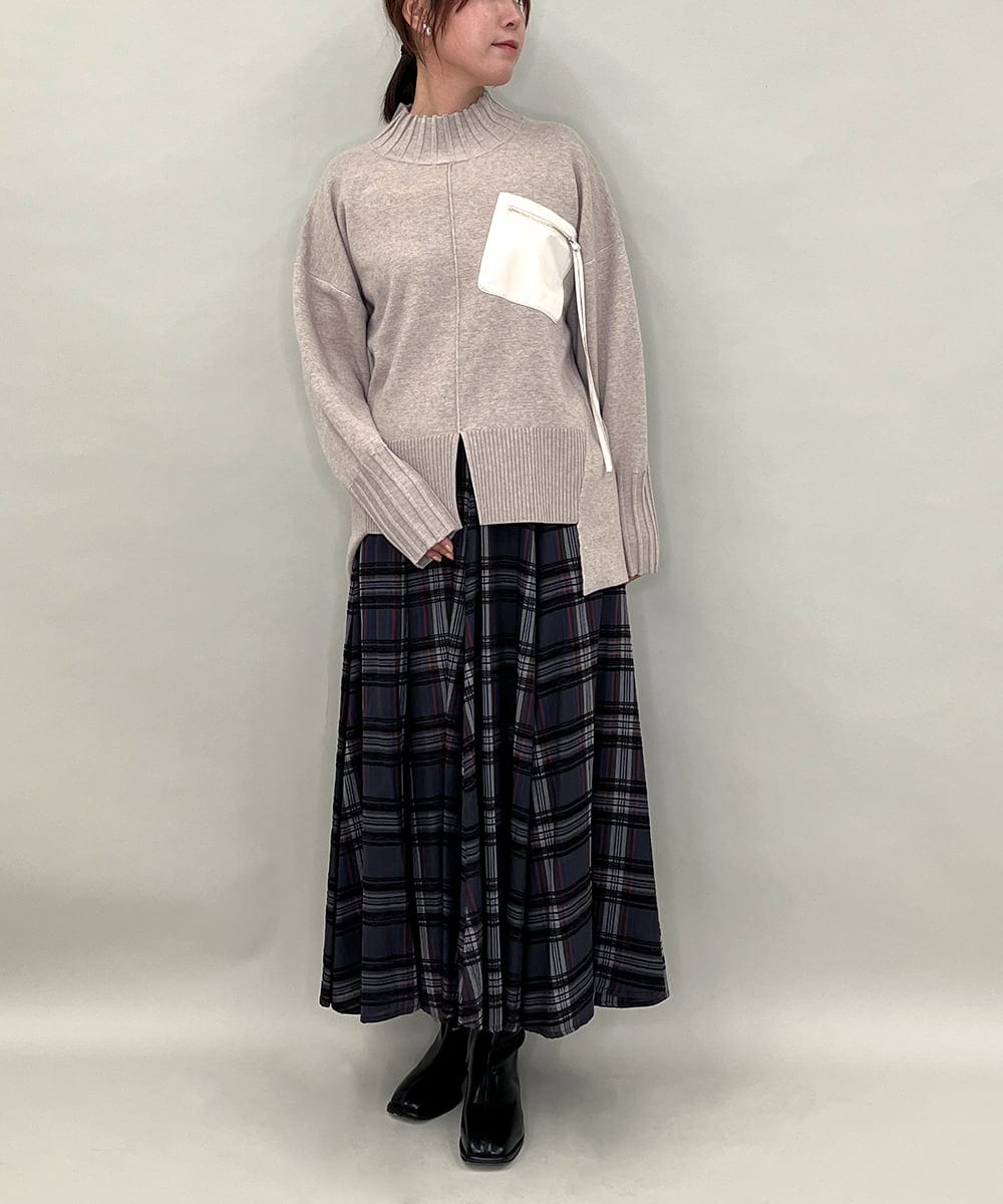 ZMFAE80089 al'aise modulation(アレーズモジュレーション) 異素材ポケットニットプルオーバー ベージュ