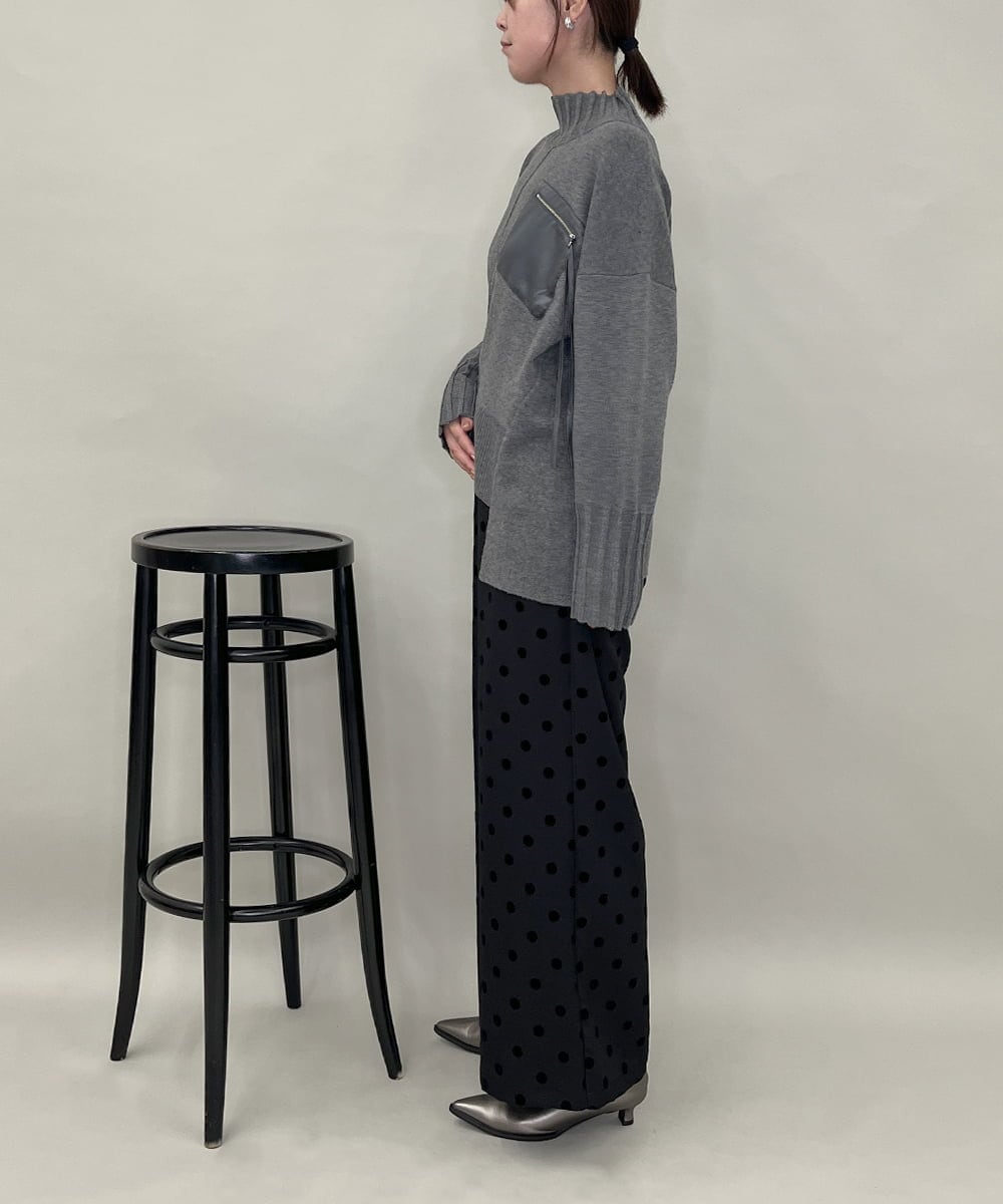 ZMFAE80089 al'aise modulation(アレーズモジュレーション) 異素材ポケットニットプルオーバー ダークグレー