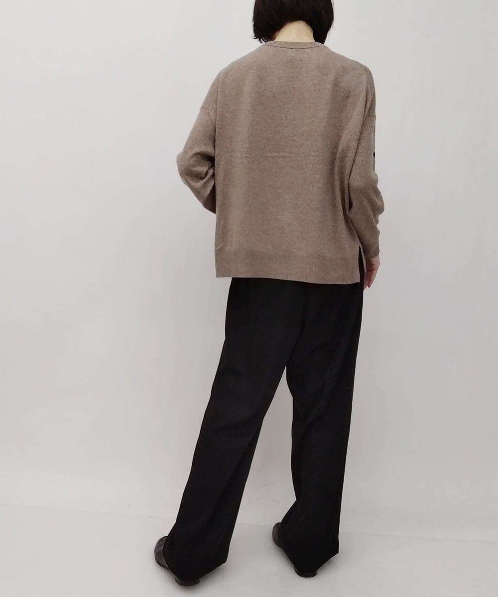 ZMFAT39140 al'aise modulation(アレーズモジュレーション) 星柄インターシャニットプルオーバー ベージュ