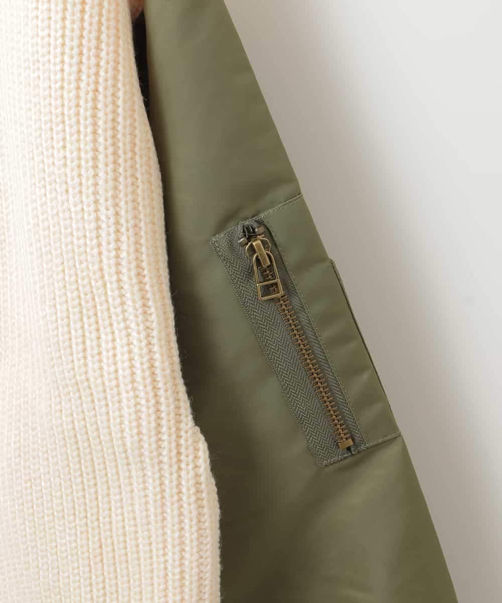 ZMFAW02139 al'aise modulation(アレーズモジュレーション) MA-1風ニットプルオーバー アイボリー