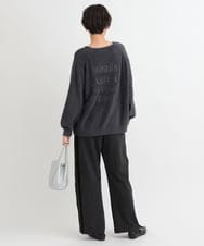 ZMFCB29130 al'aise modulation(アレーズモジュレーション) 【洗える】バックロゴニットプルオーバー ダークグレー