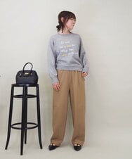 ZMFCE12120 al'aise modulation(アレーズモジュレーション) 【洗える】手書き風メッセージ刺繍ニット ライトグレー