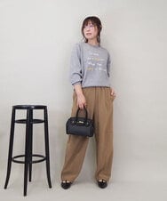 ZMFCE12120 al'aise modulation(アレーズモジュレーション) 【洗える】手書き風メッセージ刺繍ニット ライトグレー