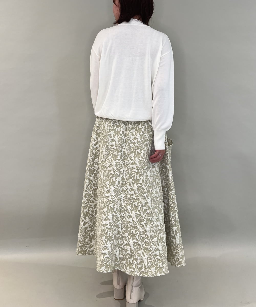 ZMFCE23155 al'aise modulation(アレーズモジュレーション) 【洗える】フロントロゴデザインニットプルオーバー ホワイト