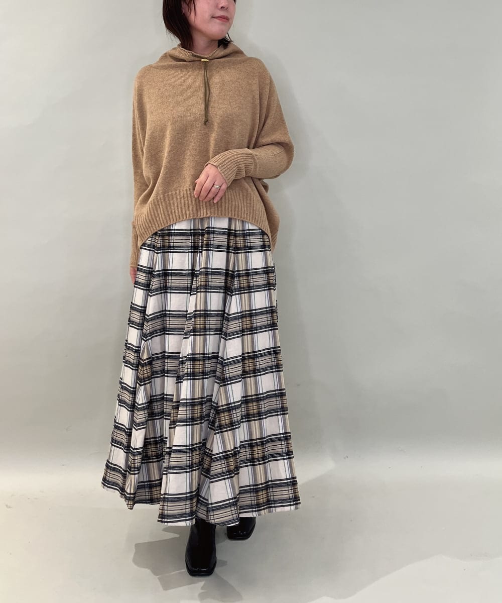 ZMFCE30169 al'aise modulation(アレーズモジュレーション) 【日本製】ドロストネックドルマンニットプルオーバー ベージュ