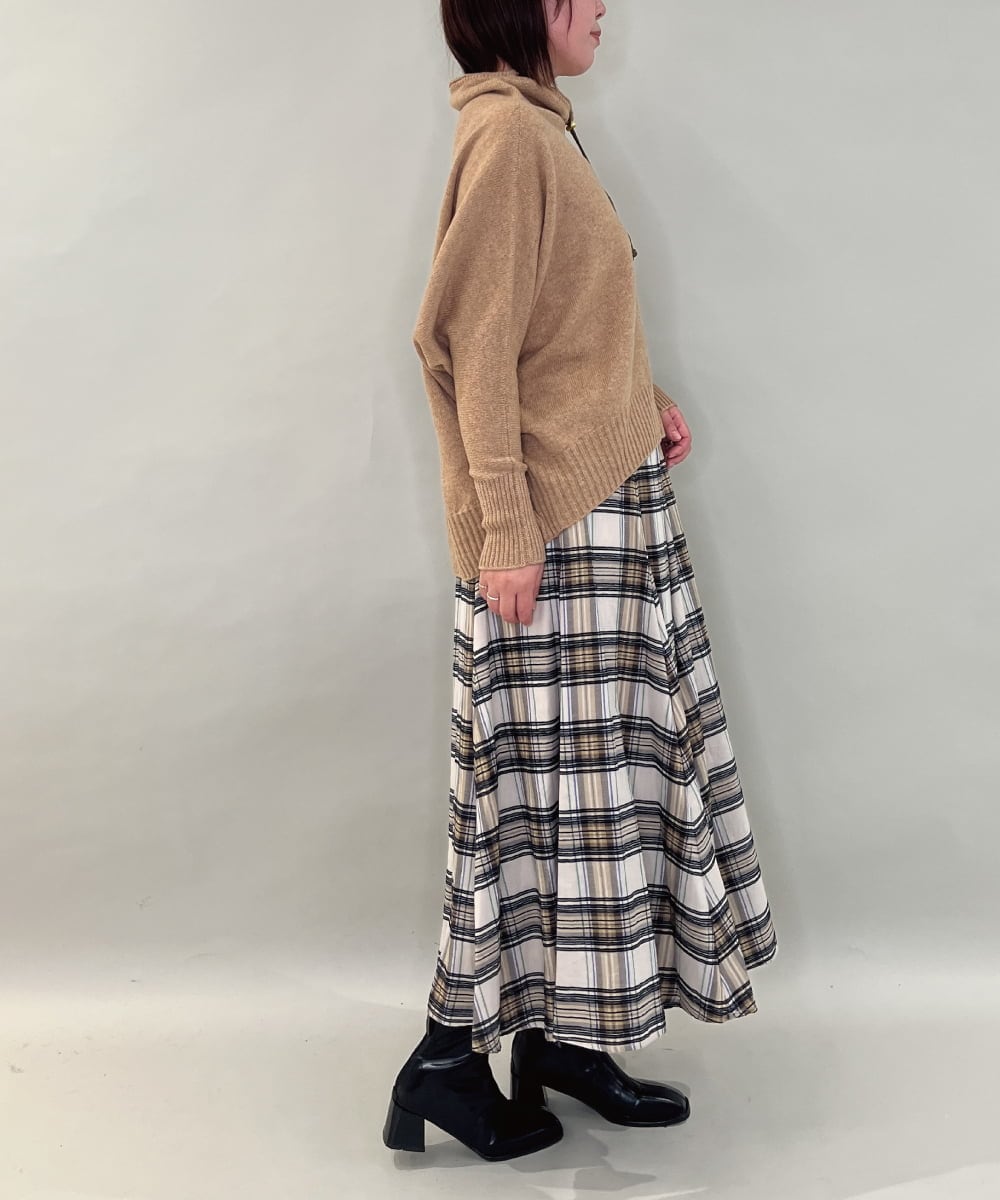 ZMFCE30169 al'aise modulation(アレーズモジュレーション) 【日本製】ドロストネックドルマンニットプルオーバー ベージュ