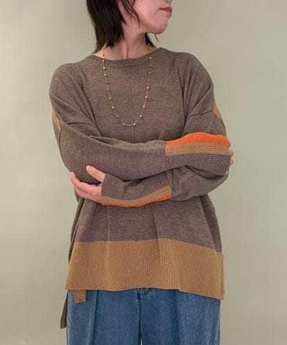 ZMFCE58099 al'aise modulation ラインカラーリブデザインニットプルオーバー