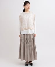 ZMFGB18098 al'aise modulation(アレーズモジュレーション) 【洗える】コード刺繍ニットベスト ベージュ