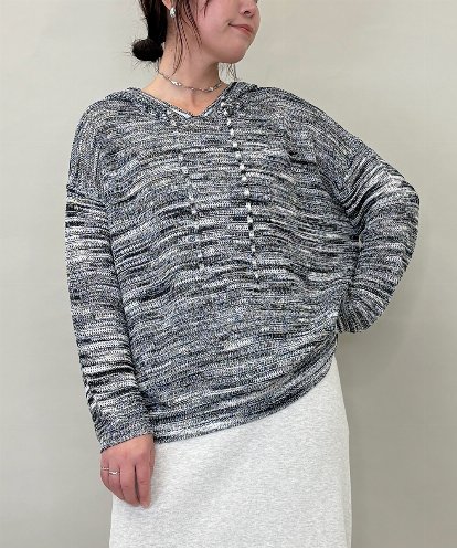 ZMFGE12140 al'aise modulation フードニットプルオーバー