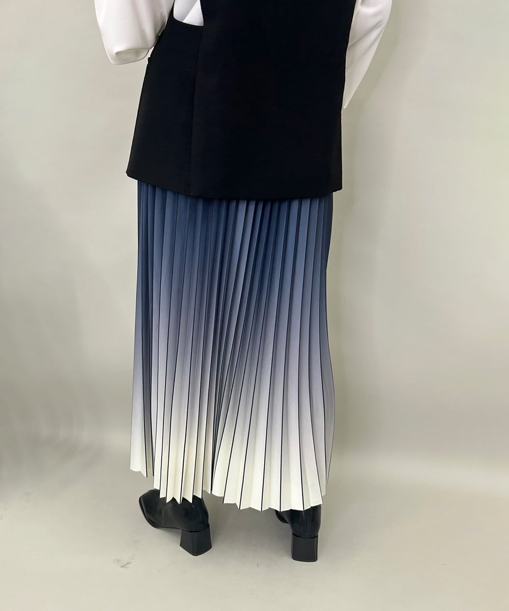 ZMHAE12120 al'aise modulation(アレーズモジュレーション) 【洗える】グラデーションプリーツスカート ライトブルー