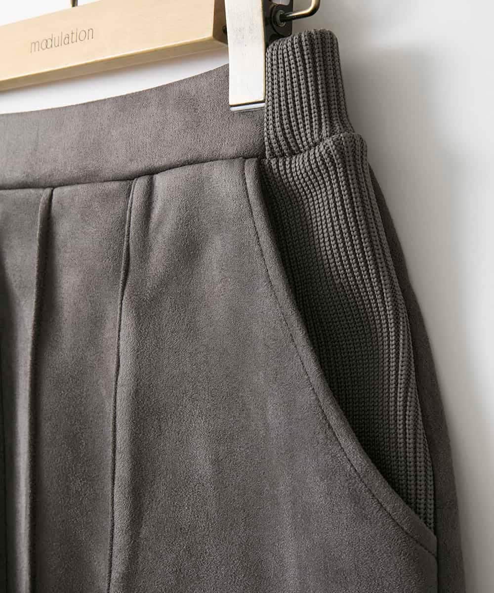 ZMHAE24099 al'aise modulation(アレーズモジュレーション) 【洗える】サイドリブスエードスカート ダークグレー