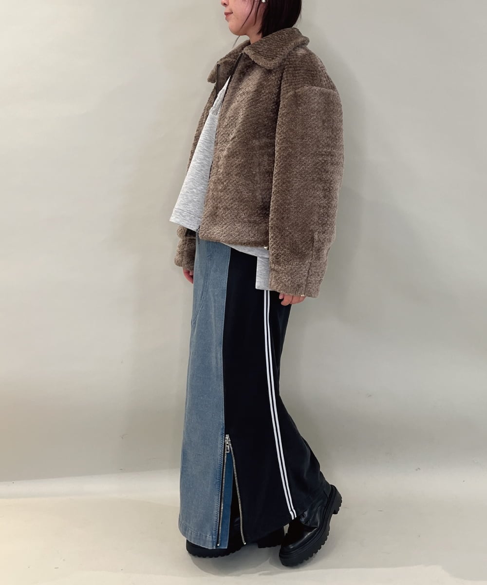 ZMHAE27168 al'aise modulation(アレーズモジュレーション) 異素材ドッキングデニムスカート ブラック