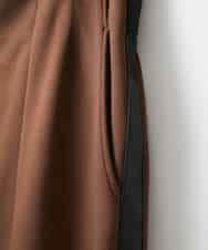 ZMHAE31130 al'aise modulation(アレーズモジュレーション) レザーポイントデザインタイトスカート ブラウン