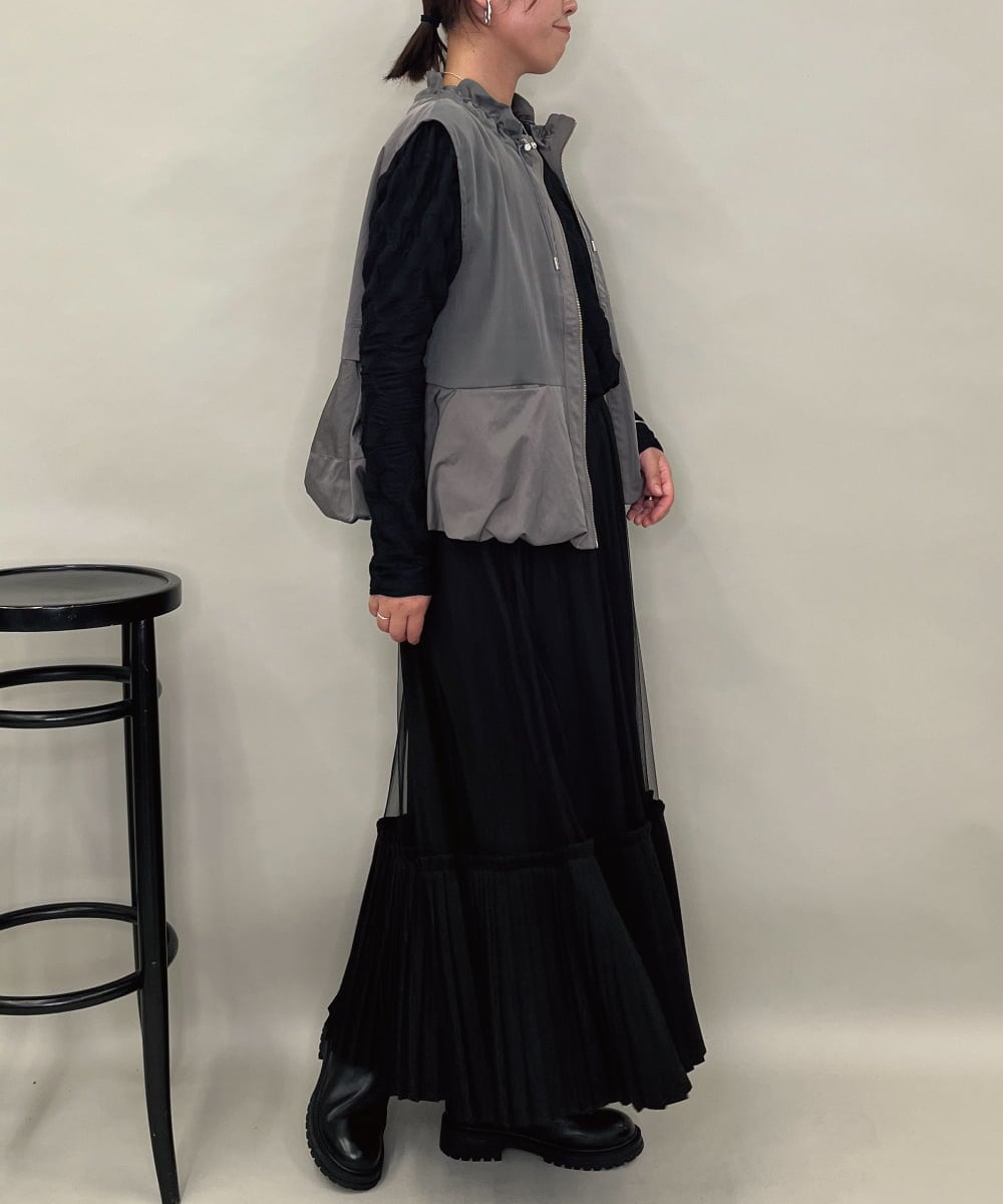 ZMHAE34160 al'aise modulation(アレーズモジュレーション) アシンメトリープリーツチュールスカート ブラック