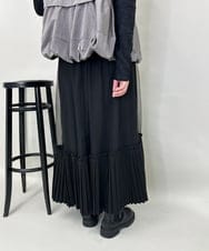 ZMHAE34160 al'aise modulation(アレーズモジュレーション) アシンメトリープリーツチュールスカート ブラック