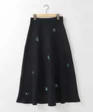 ZMHCE01136 al'aise modulation(アレーズモジュレーション) 【洗える】フラワー刺繍フレアニットスカート ブラック