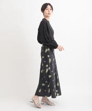 ミモザ柄サテンデザインスカート(ロング・マキシ丈スカート