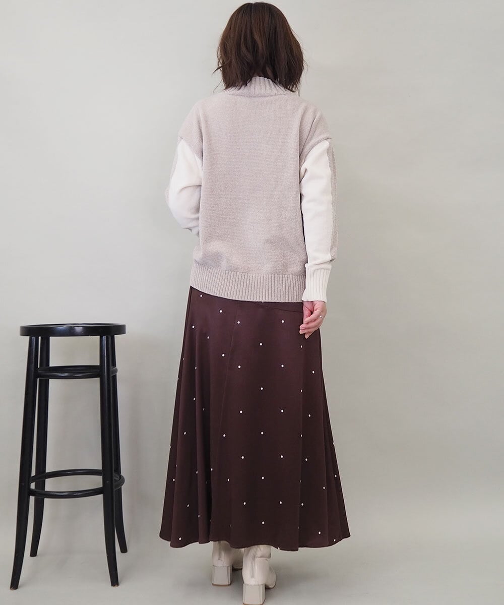 ZMHEE02158 al'aise modulation(アレーズモジュレーション) ドットサテンフレアスカート ブラウン