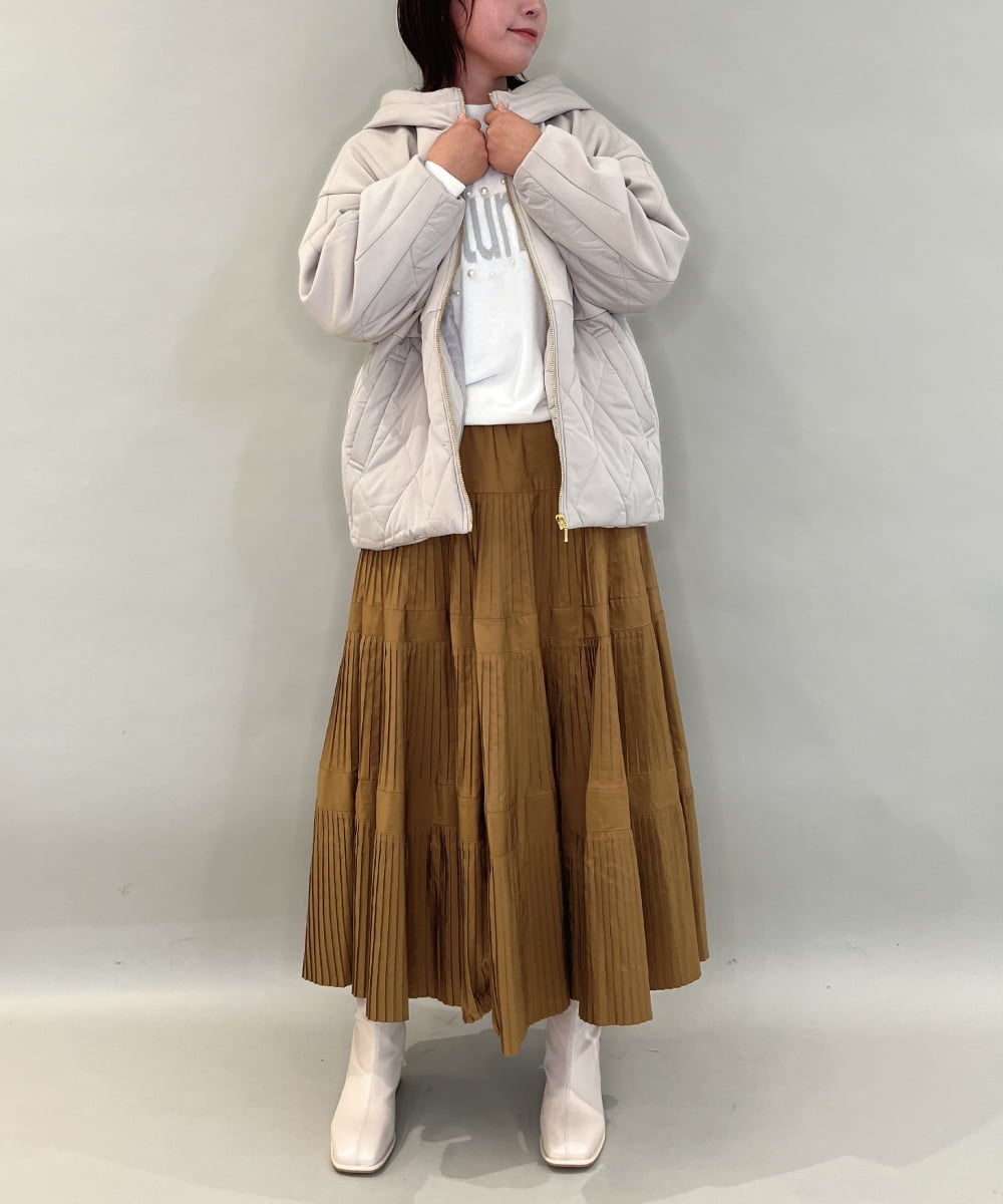 ZMHGE25140 al'aise modulation(アレーズモジュレーション) ティアードデザインプリーツスカート ベージュ