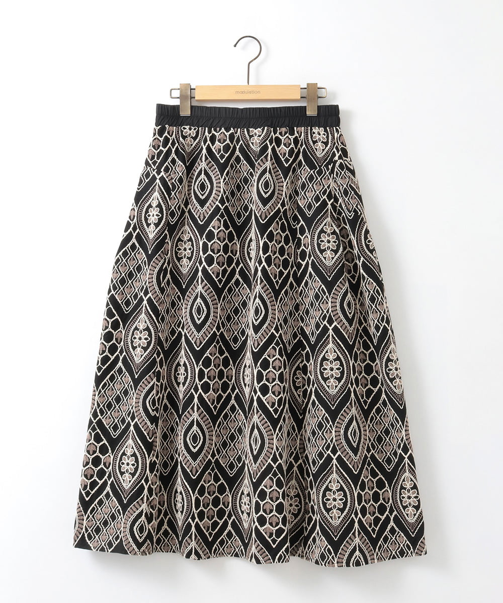 ZMHGE29091 al'aise modulation(アレーズモジュレーション) エンブロイダリーフレアスカート ブラック