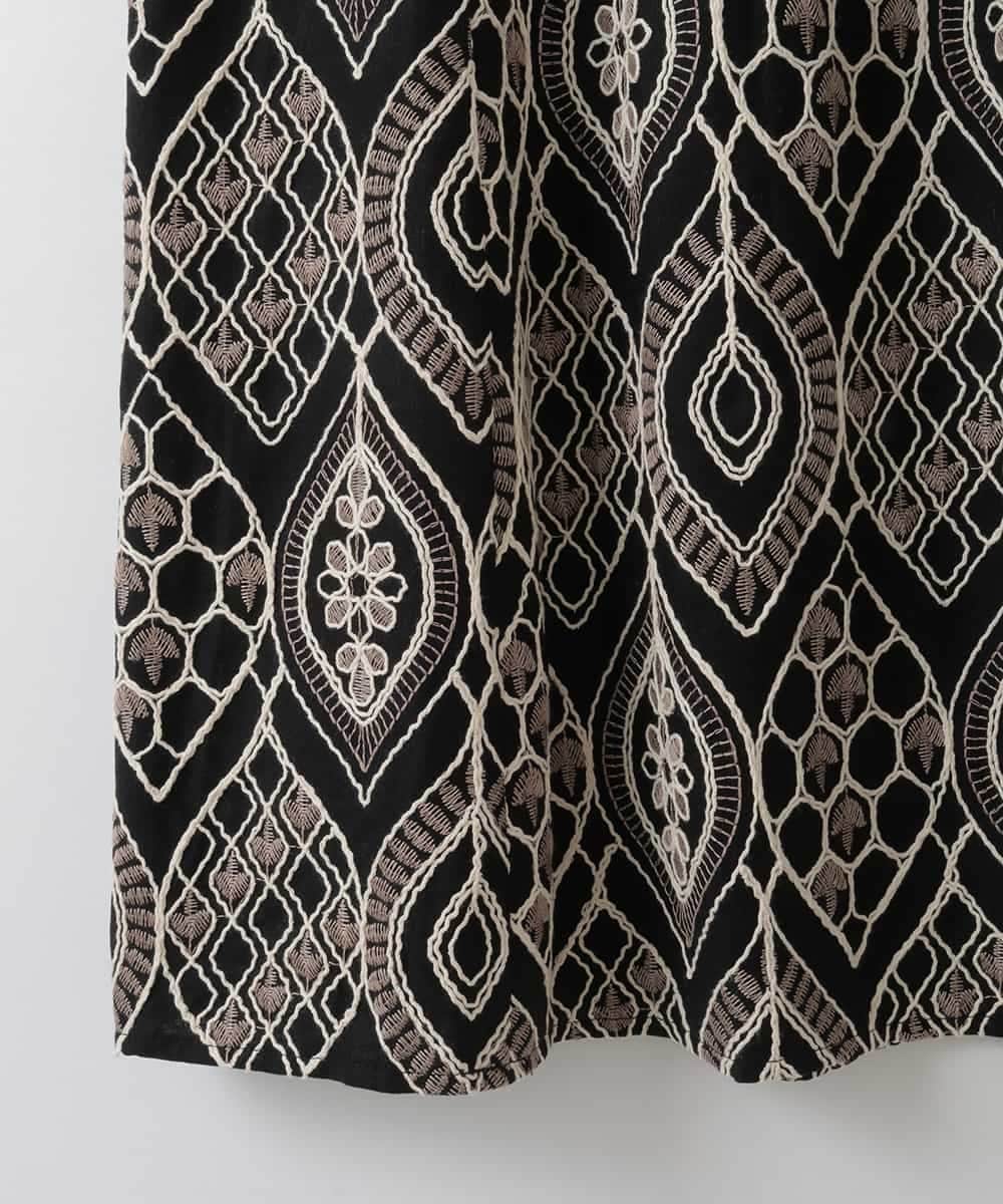 ZMHGE29091 al'aise modulation(アレーズモジュレーション) エンブロイダリーフレアスカート ブラック