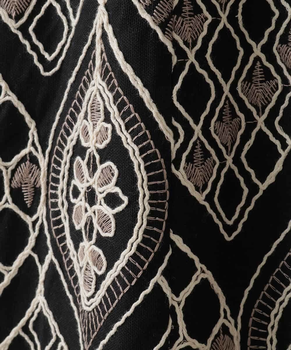 ZMHGE29091 al'aise modulation(アレーズモジュレーション) エンブロイダリーフレアスカート ブラック