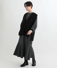ZMJAB67148 al'aise modulation(アレーズモジュレーション) Vネックロングベスト ブラック