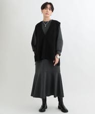 ZMJAB67148 al'aise modulation(アレーズモジュレーション) Vネックロングベスト ブラック