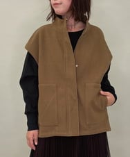 ZMJAE17148 al'aise modulation(アレーズモジュレーション) スリーブレスデザインジャケット ベージュ