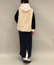 ZMJAE25150 al'aise modulation(アレーズモジュレーション) フェイクファージップアップデザインベスト ベージュ