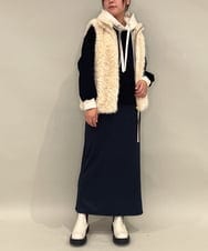 ZMJAE25150 al'aise modulation(アレーズモジュレーション) フェイクファージップアップデザインベスト ベージュ