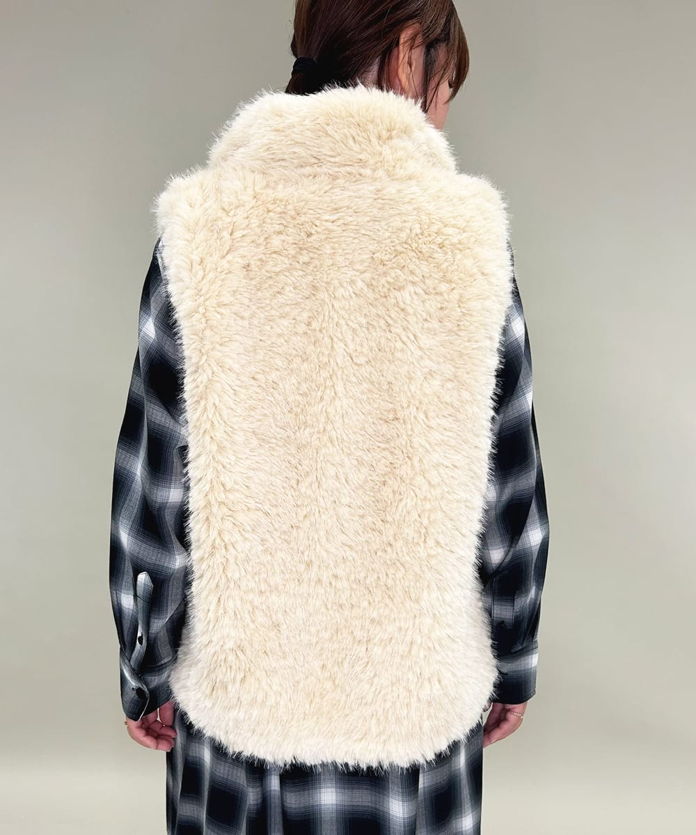 ZMJAE25150 al'aise modulation(アレーズモジュレーション) フェイクファージップアップデザインベスト ベージュ