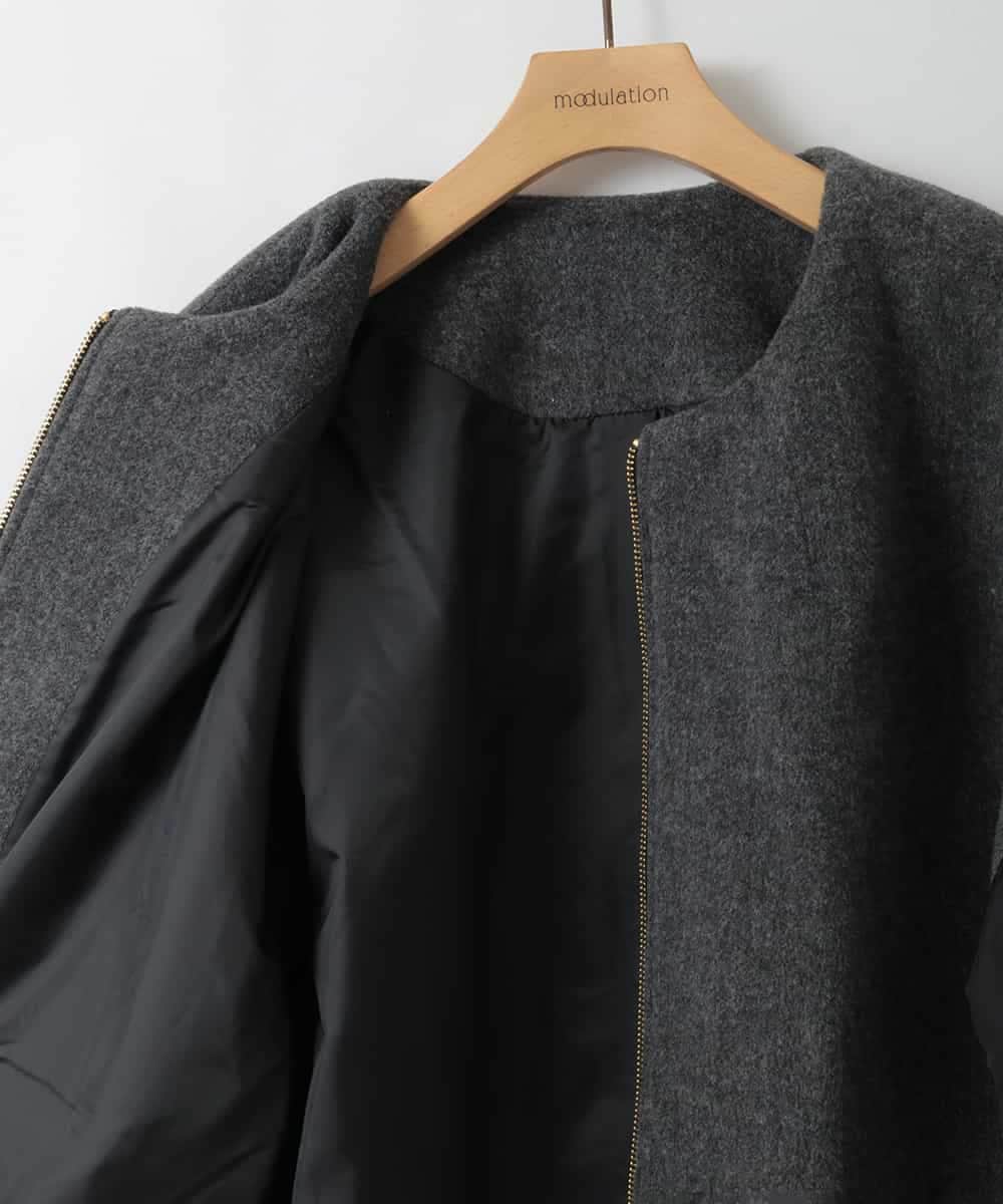 ZMJAE30150 al'aise modulation(アレーズモジュレーション) 異素材切り替えノーカラージップブルゾン ダークグレー