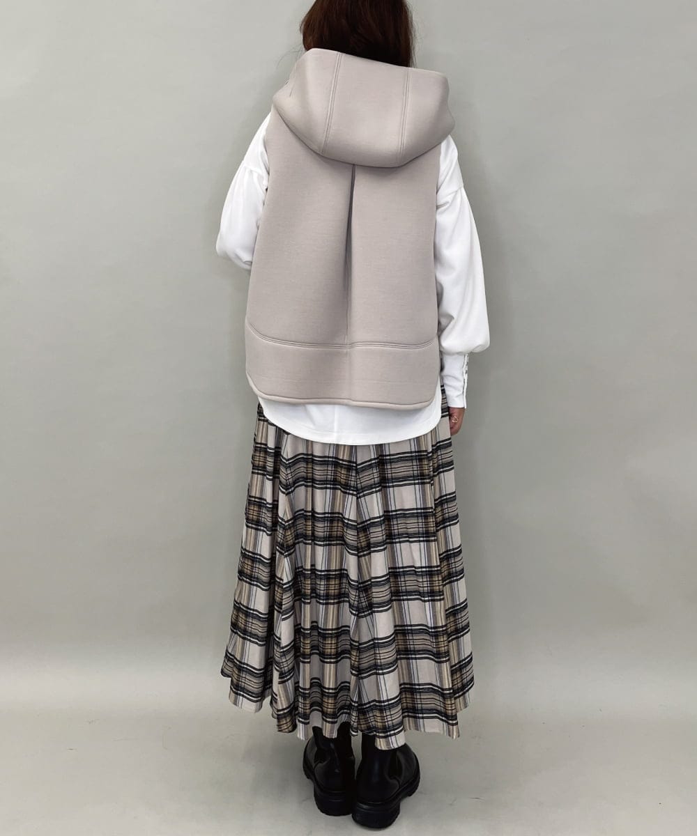 ZMJAE38138 al'aise modulation(アレーズモジュレーション) 切り替えデザインダウンベスト アイボリー