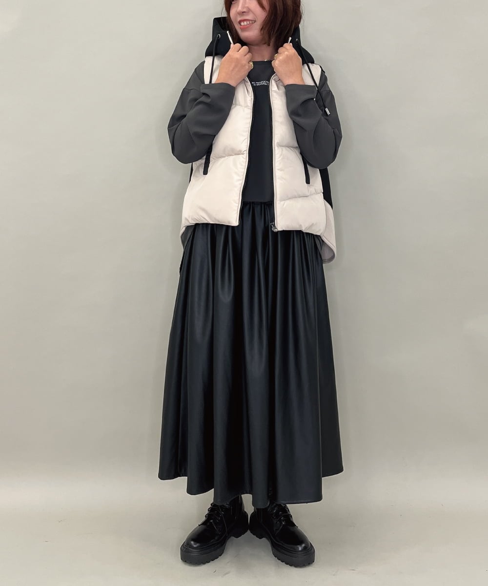 ZMJAE38138 al'aise modulation(アレーズモジュレーション) 切り替えデザインダウンベスト ベージュ