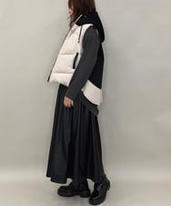 ZMJAE38138 al'aise modulation(アレーズモジュレーション) 切り替えデザインダウンベスト ベージュ