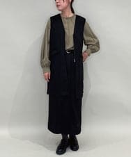 ZMJAE39118 al'aise modulation(アレーズモジュレーション) 【セットアップ対応】バックフリルスエードライクジレ ブラック