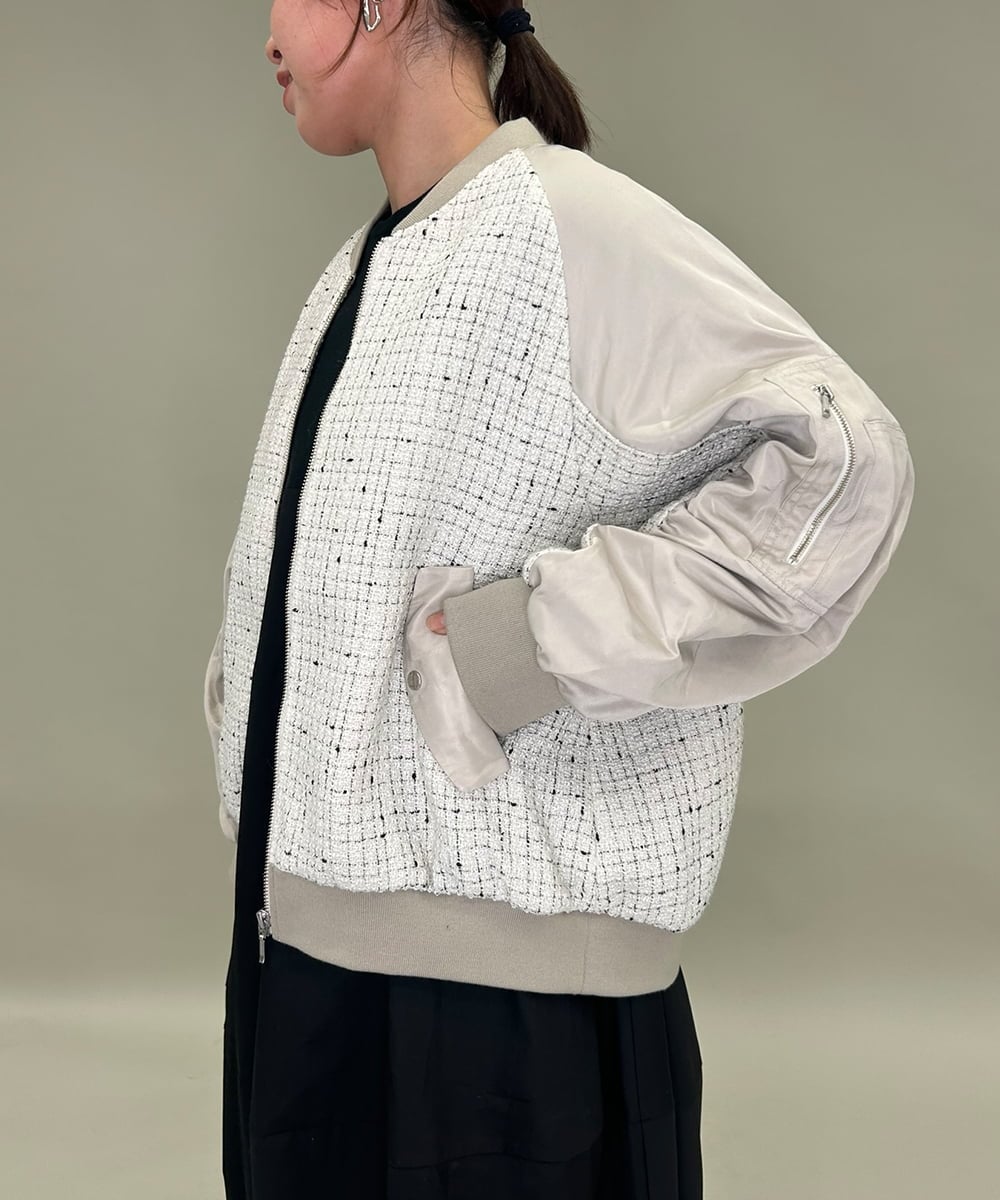ZMJAE43160 al'aise modulation(アレーズモジュレーション) ツイードMA-1ドッキングブルゾン ホワイト