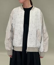 ZMJAE43160 al'aise modulation(アレーズモジュレーション) ツイードMA-1ドッキングブルゾン ホワイト