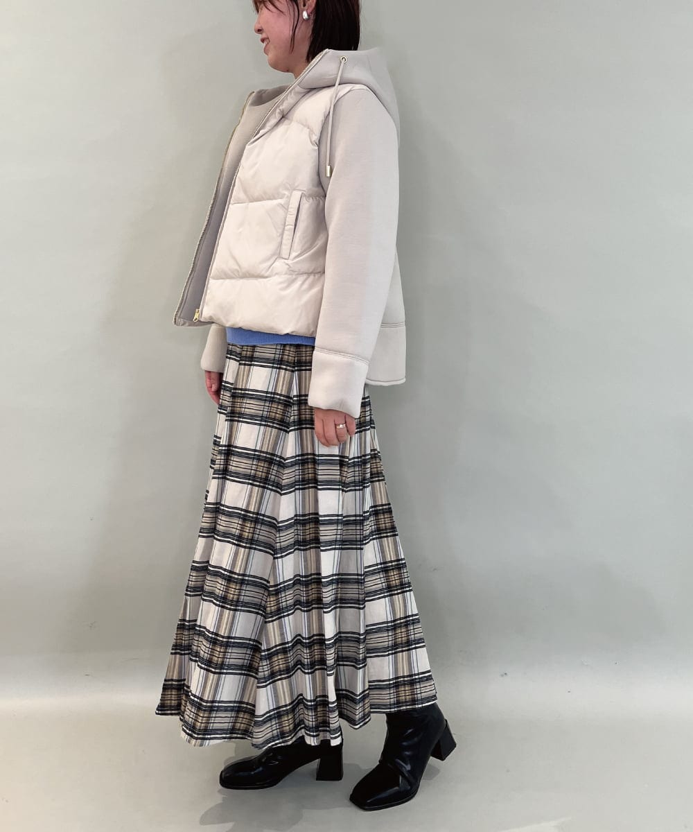 ZMJAE45158 al'aise modulation(アレーズモジュレーション) 異素材ジョイントフーディーブルゾン アイボリー