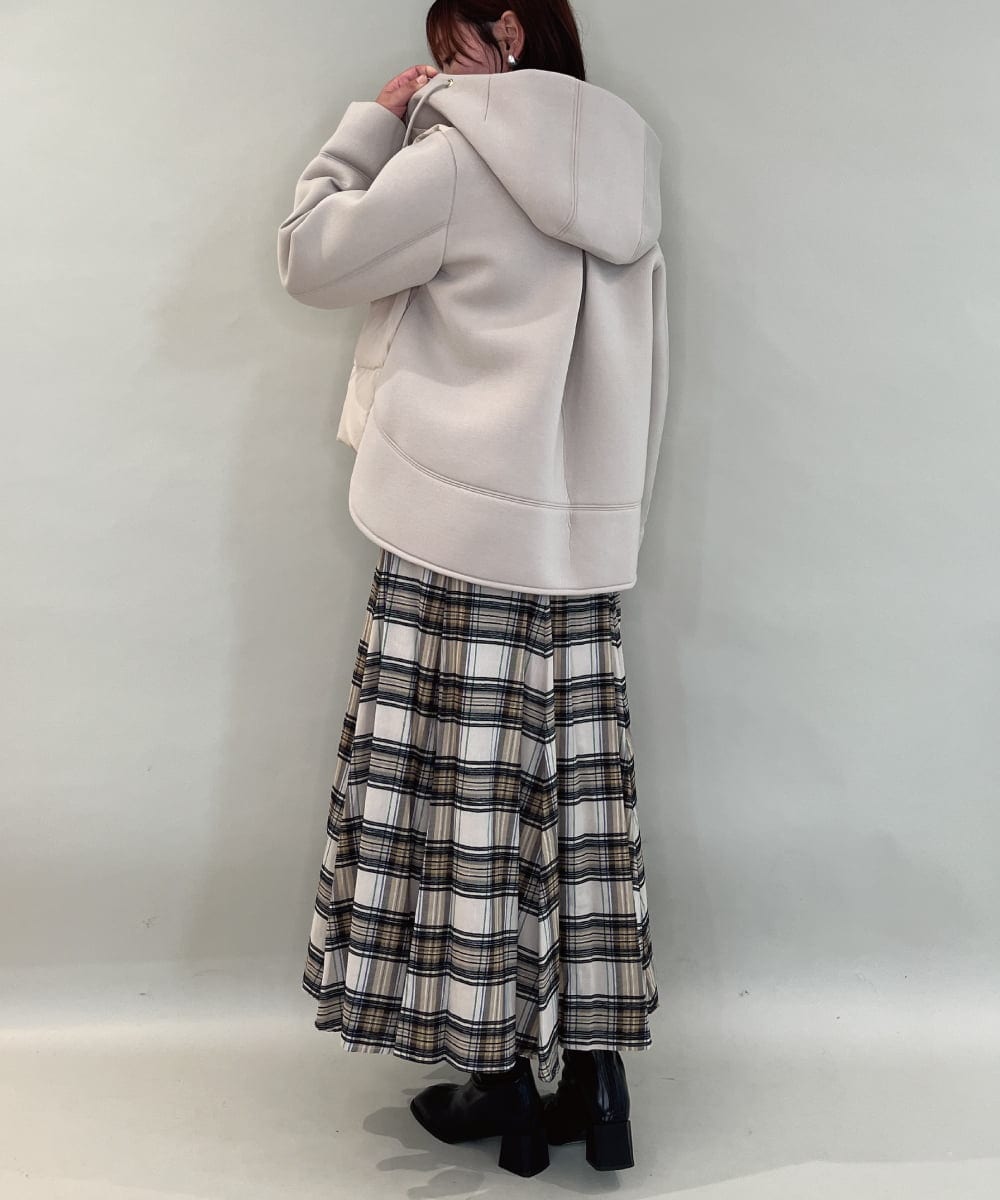 ZMJAE45158 al'aise modulation(アレーズモジュレーション) 異素材ジョイントフーディーブルゾン アイボリー