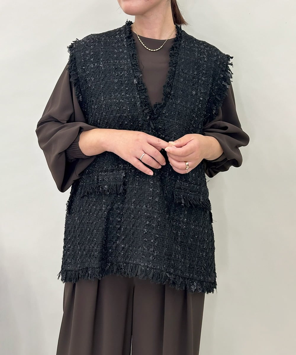 ZMJAE46189 al'aise modulation(アレーズモジュレーション) ラメツイードベスト ブラック